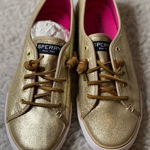 Like New Size 5 M Women’s Sperry Shoes
